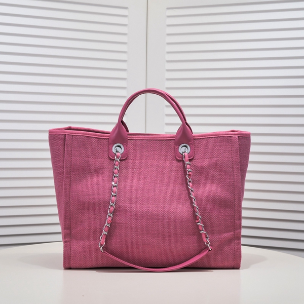 シャネルバッグ側面デザイン